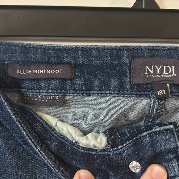 NYDJ Billie Mini Bootcut jeans, size 18T. - Picture 4 of 5